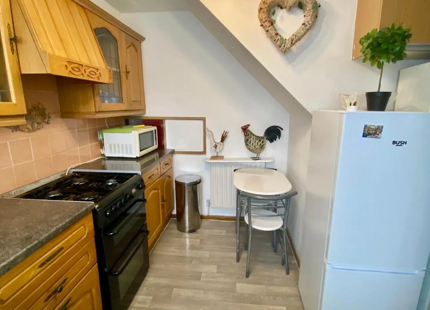 Cosy 3 Bed Apt, Old Truman Brewery! Brick Lane, London, E1 0*, London