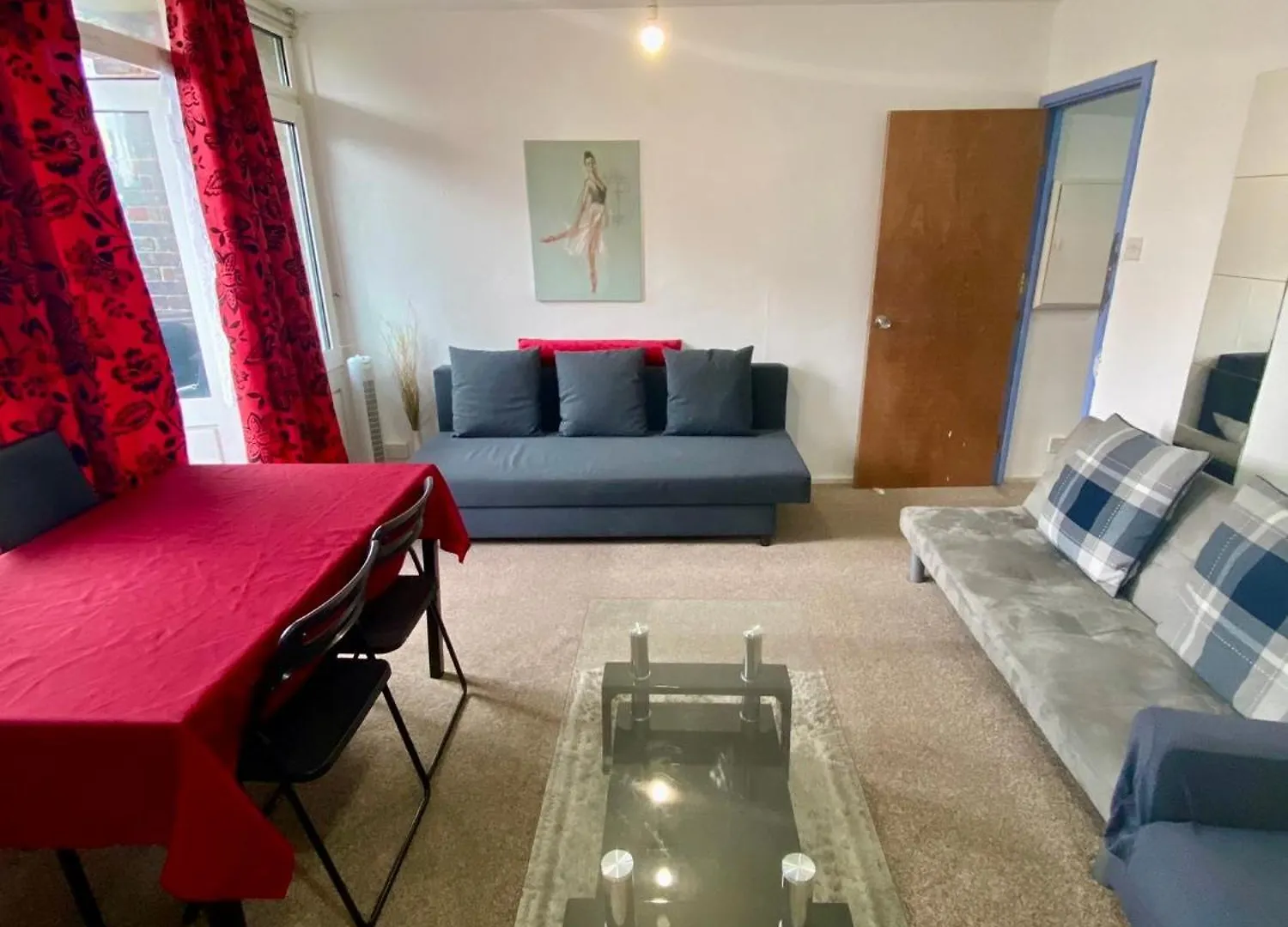 Cosy 3 Bed Apt, Old Truman Brewery! Brick Lane, London, E1 Apartment